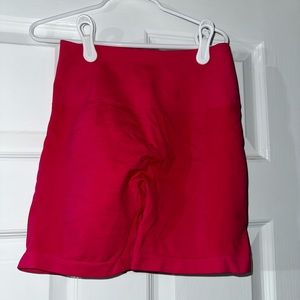 Alphalete Amplify Short